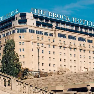 Resort The Brock Fallsview, Tapestry By Hilton, Niagara Falls