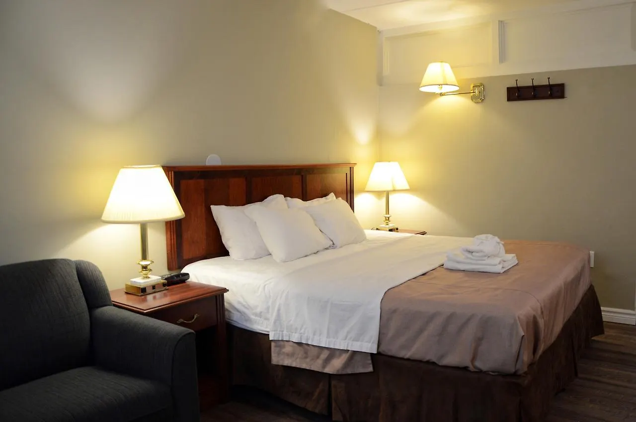 The Highlander Inn Niagara Falls 2*,  Canada